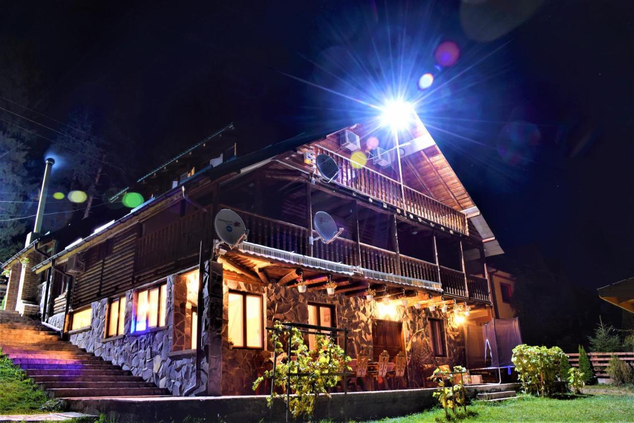 Cabana Soveja Exterior photo