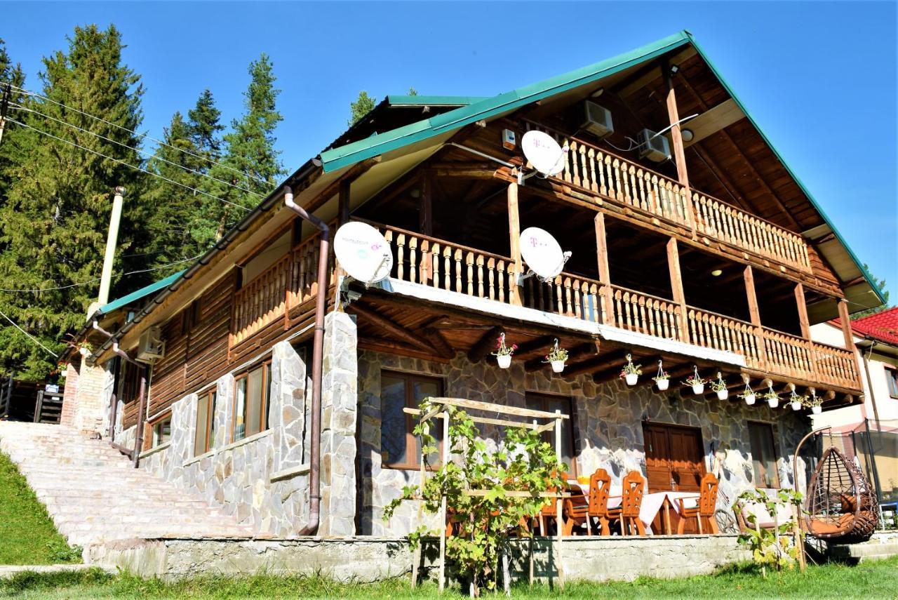 Cabana Soveja Exterior photo